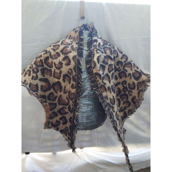 Altar'd State VINTAGE Women's Brown/Black Leopard Print Triangle Scarf - Picture 1 of 5